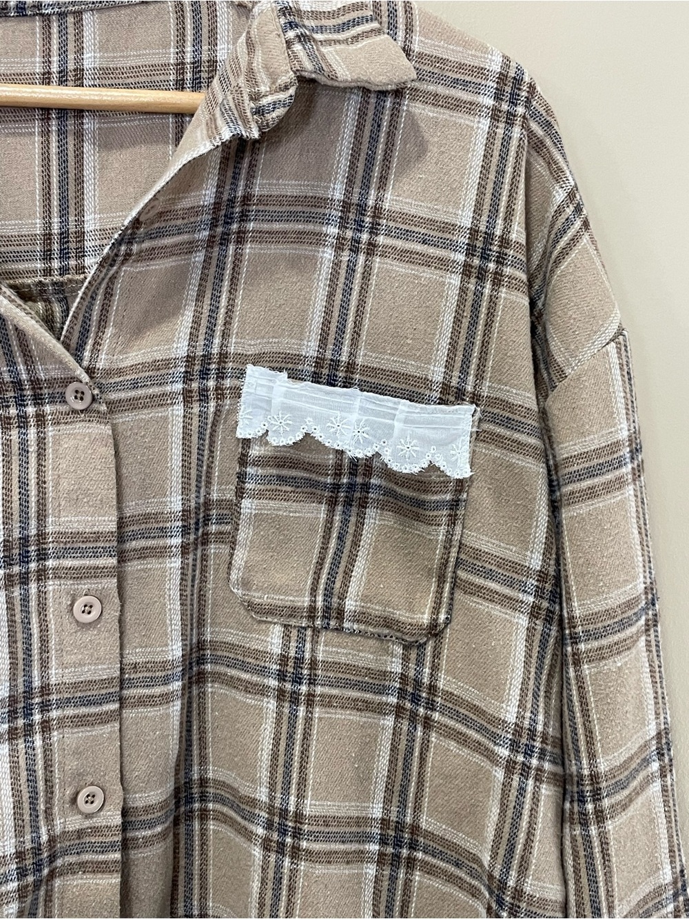 Upcycled Reworked Plaid Flannel. Fox Nature Plaid Shabby Chic Lace XL - Picture 5 of 9